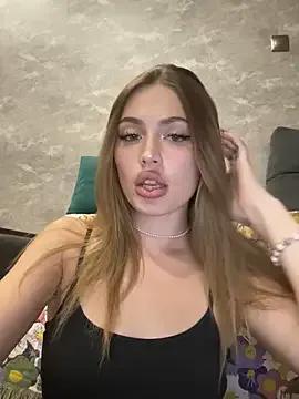 Elizabeth_Tay from StripChat is Freechat