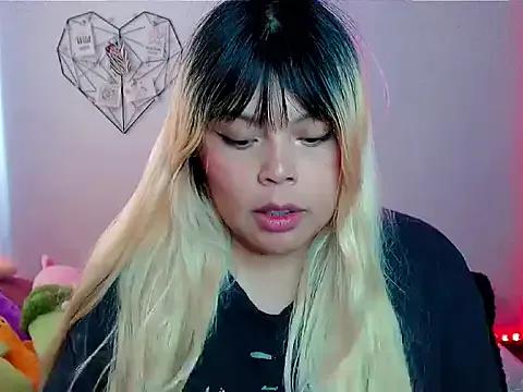 EllieMoonX from StripChat is Freechat