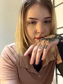 elliss_ from StripChat is Freechat