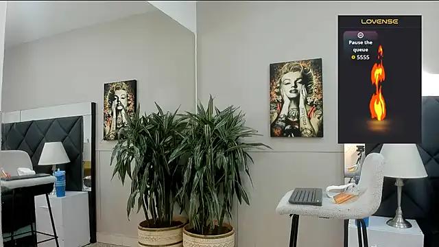 Emilio_brandon from StripChat