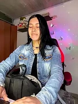 Try girls webcam shows. Sweet cute Free Performers.