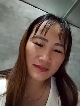 emini-xx from StripChat is Freechat