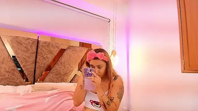 Freechat emma_cook_ on StripChat