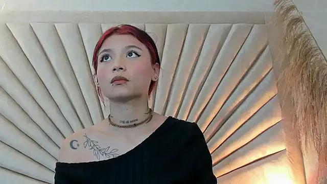 Emma_duff from StripChat is Freechat