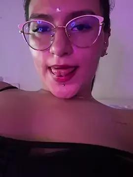 Emma_Giraldo from StripChat is Freechat