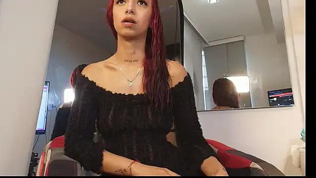 emma_hearths from StripChat is Freechat