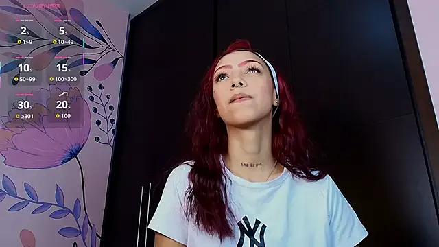 emma_hearths from StripChat is Freechat