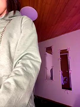 Emma_pink10 from StripChat