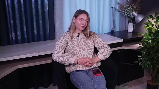 Try girls webcam shows. Sweet cute Free Performers.