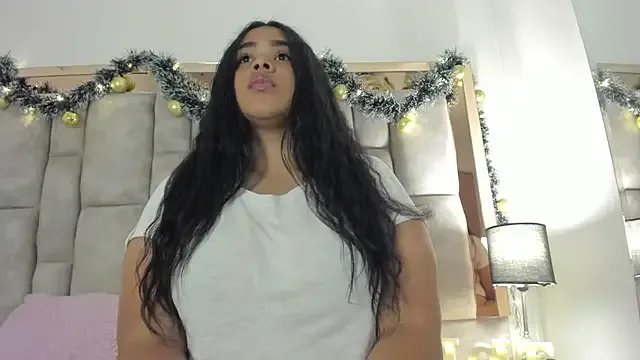 Freechat EmmadaSilva on StripChat