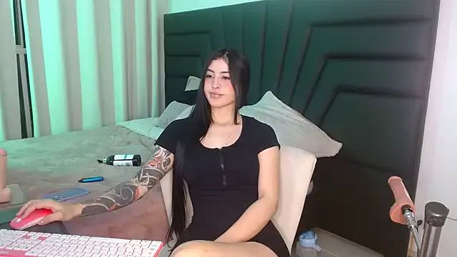emmadoll from StripChat is Private