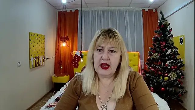 Private EmmaEllison on StripChat