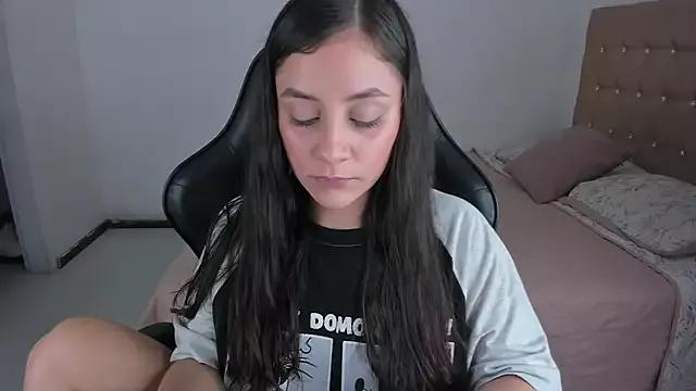 EmmaGrace1999 from StripChat