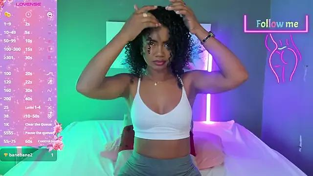 EmmaSmith06 from StripChat