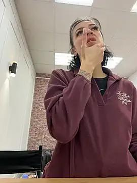 EmmaStarkk from StripChat is Freechat