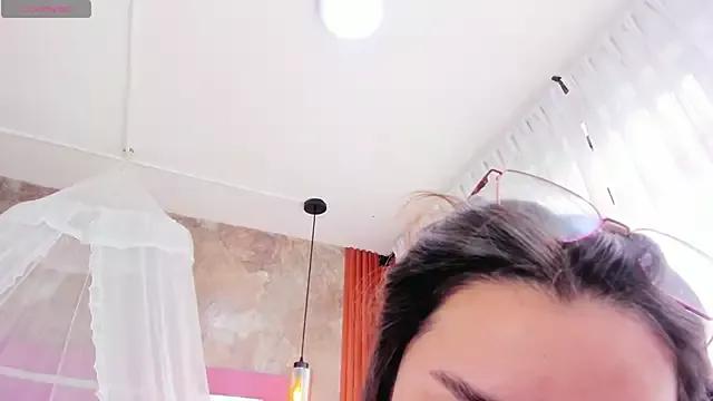 EmmaSulivan from StripChat