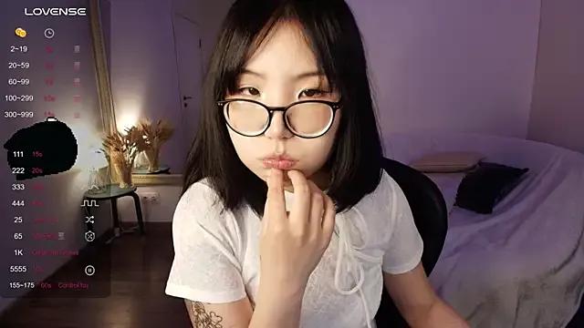 Erikawai from StripChat is Freechat