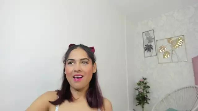 Try girls webcam shows. Sweet cute Free Performers.