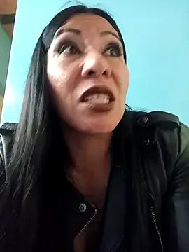 Esmeralda_546 from StripChat is Freechat