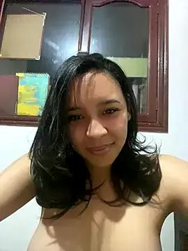Esmeraldagh_ from StripChat