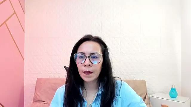 Try girls webcam shows. Sweet cute Free Performers.