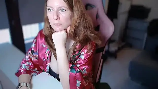 Try girls webcam shows. Sweet cute Free Performers.