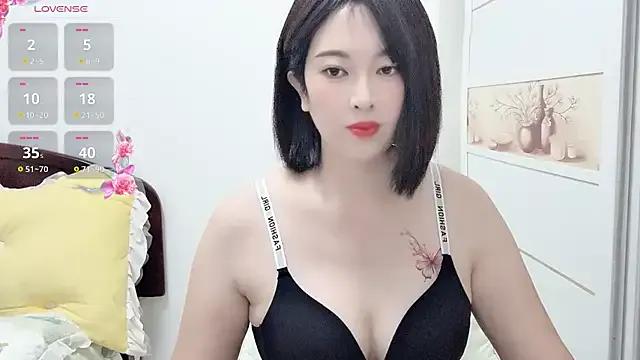 FeilL2t from StripChat is Freechat