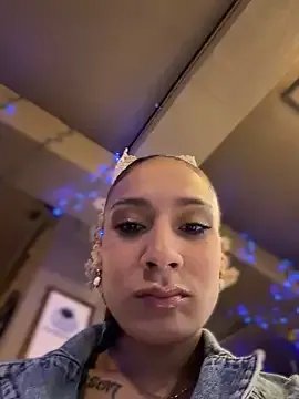 Freechat FerrariFrench on StripChat