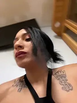 Freechat FerrariFrench on StripChat