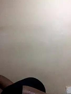 ffinegirl from StripChat is Freechat