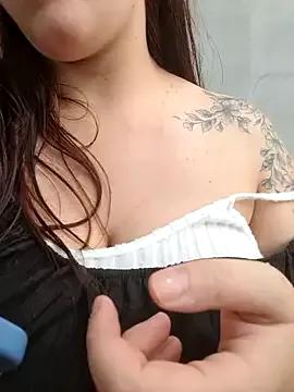 Finallytty_womandportypat from StripChat is Freechat