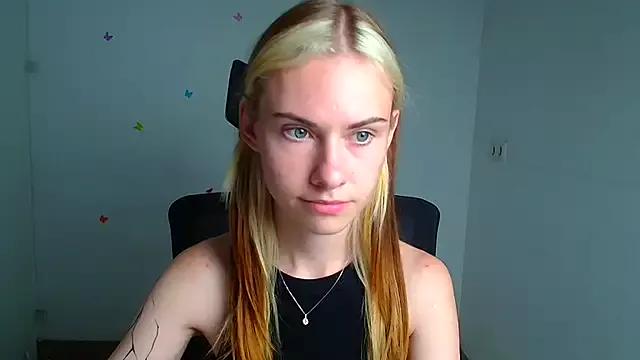 Try girls webcam shows. Sweet cute Free Performers.