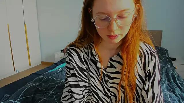Try girls webcam shows. Sweet cute Free Performers.