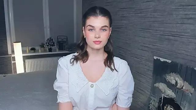 Try girls webcam shows. Sweet cute Free Performers.