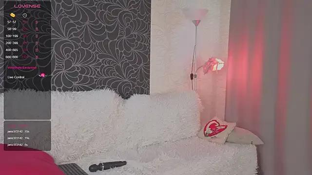 Try girls webcam shows. Sweet cute Free Performers.