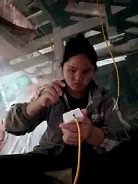 Fucksquirt2k from StripChat is Freechat