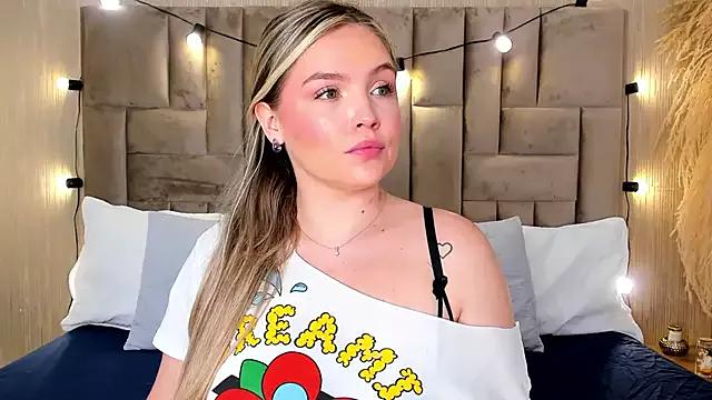 GaiaBaker from StripChat