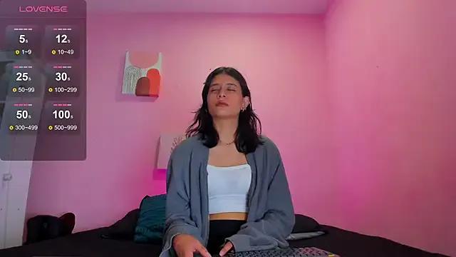Georgina_Ferri_ from StripChat is Freechat