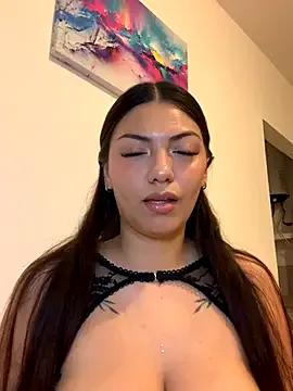 georgina_sexxii from StripChat is Freechat