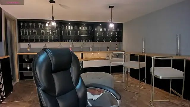 Freechat GiaFerrara on StripChat