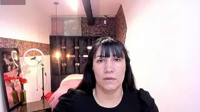 GiaFox_ from StripChat