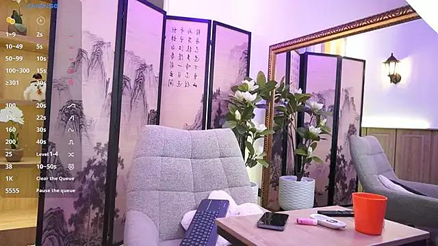 GiaNovak from StripChat is Freechat