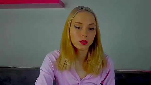 Try girls webcam shows. Sweet cute Free Performers.