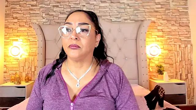 Gina_Myers from StripChat