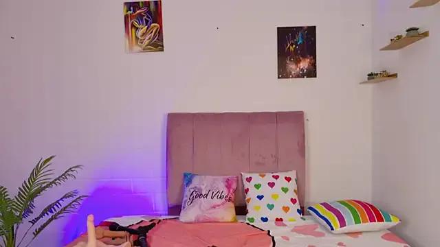 Try girls webcam shows. Sweet cute Free Performers.