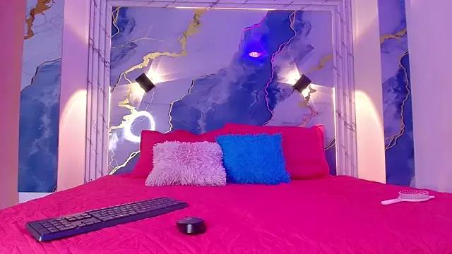 Girls_from_medellin from StripChat is Freechat