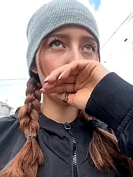 Try girls webcam shows. Sweet cute Free Performers.