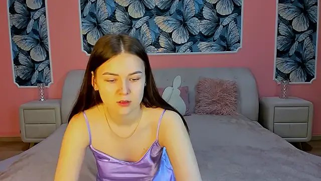 Group GLORIA_BLOOM on StripChat