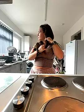 GoddessLucyRose from StripChat is Freechat
