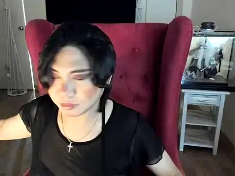 GoldenTs69 from StripChat is Freechat